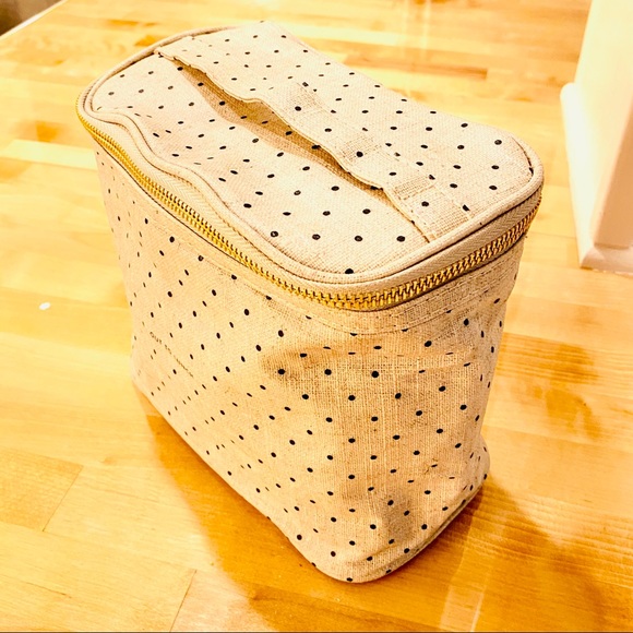 {Kate Spade} Zip Polkadot Makeup Bag NWOT - Picture 12 of 16